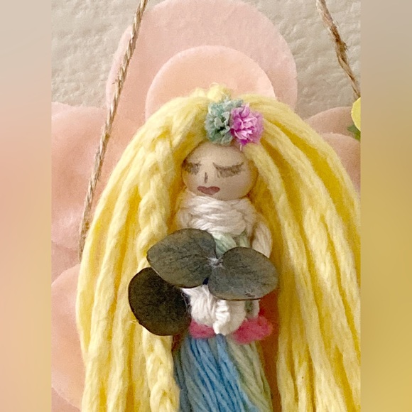 Ostara Goddess Fertility and renewal inspired Macramé Hanger Doll - Picture 6 of 10